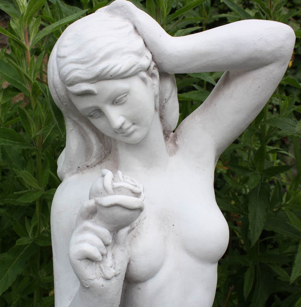 Steineffekt Statue Dame mit Rosen